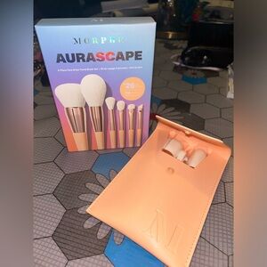 🤍⚠️BRAND NEW WITH BOX MORPHE TRAVEL SIZE BRUSH SET⚠️